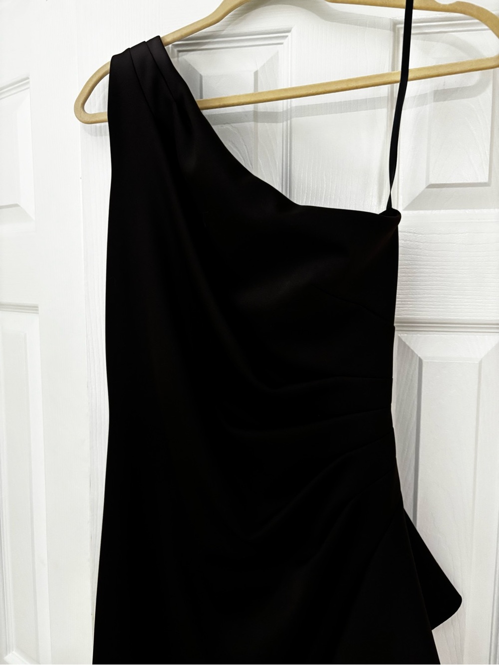 Xscape 10 formal black evening gown - Picture 8 of 12